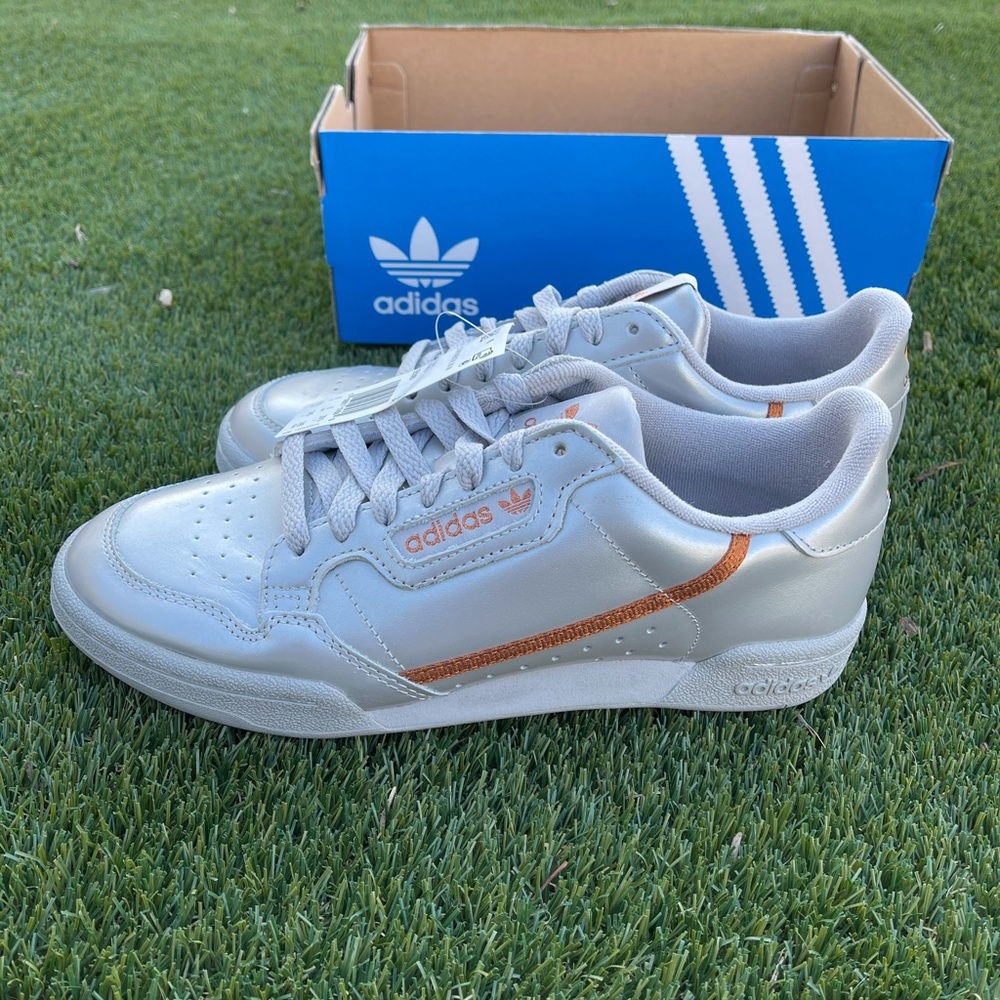 BRAND NEW WOMENS ADIDAS SNEAKERS 👟 - Picture 3 of 7